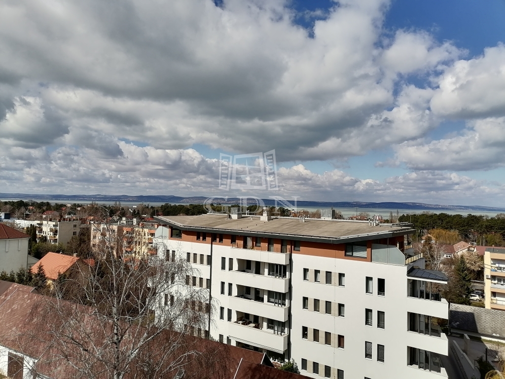 Eladó Siófok Lakás (téglaépítésű)